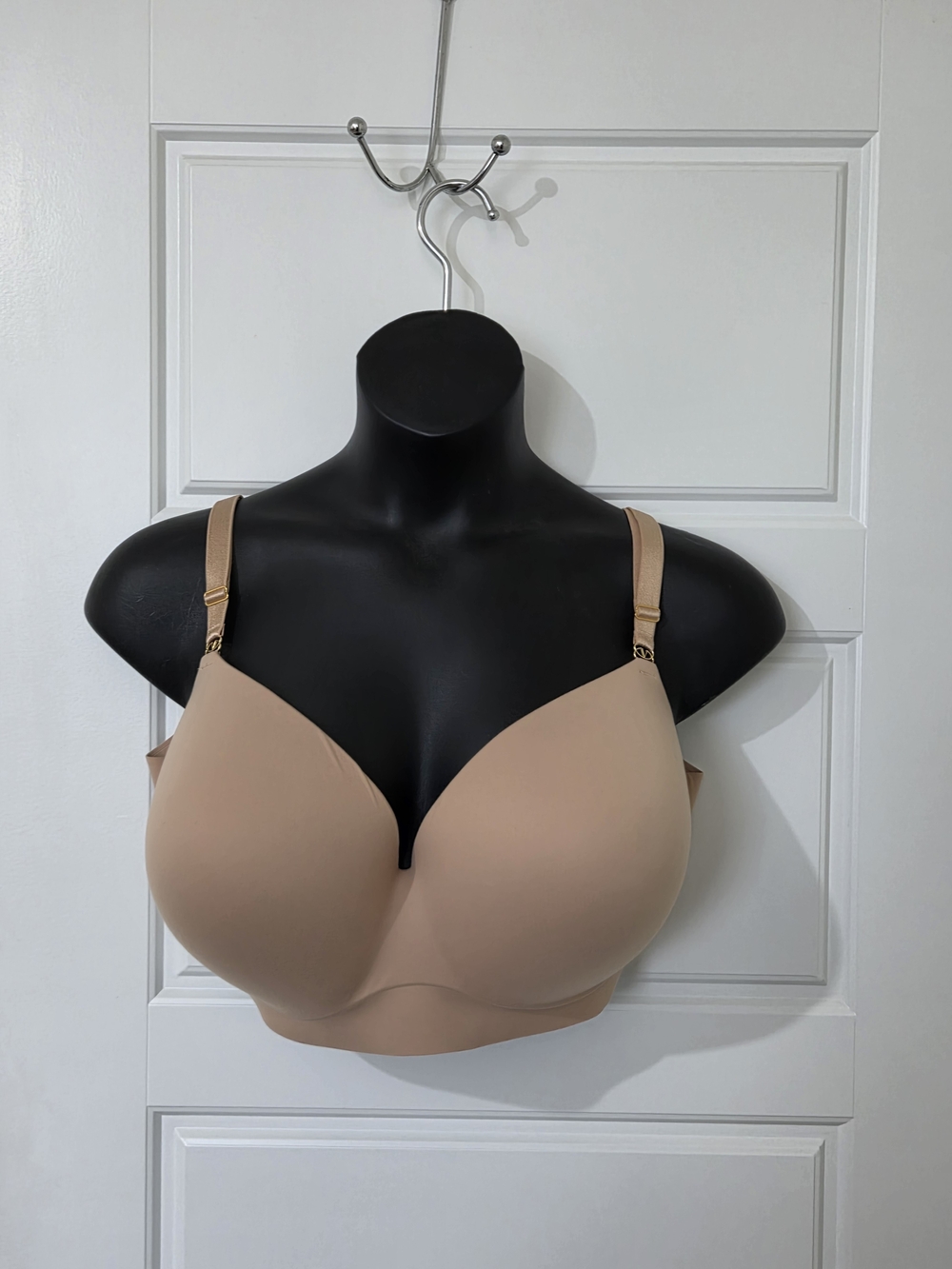 Victoria's Secret Padded No-Wire Bra Size 44DDD NWOT